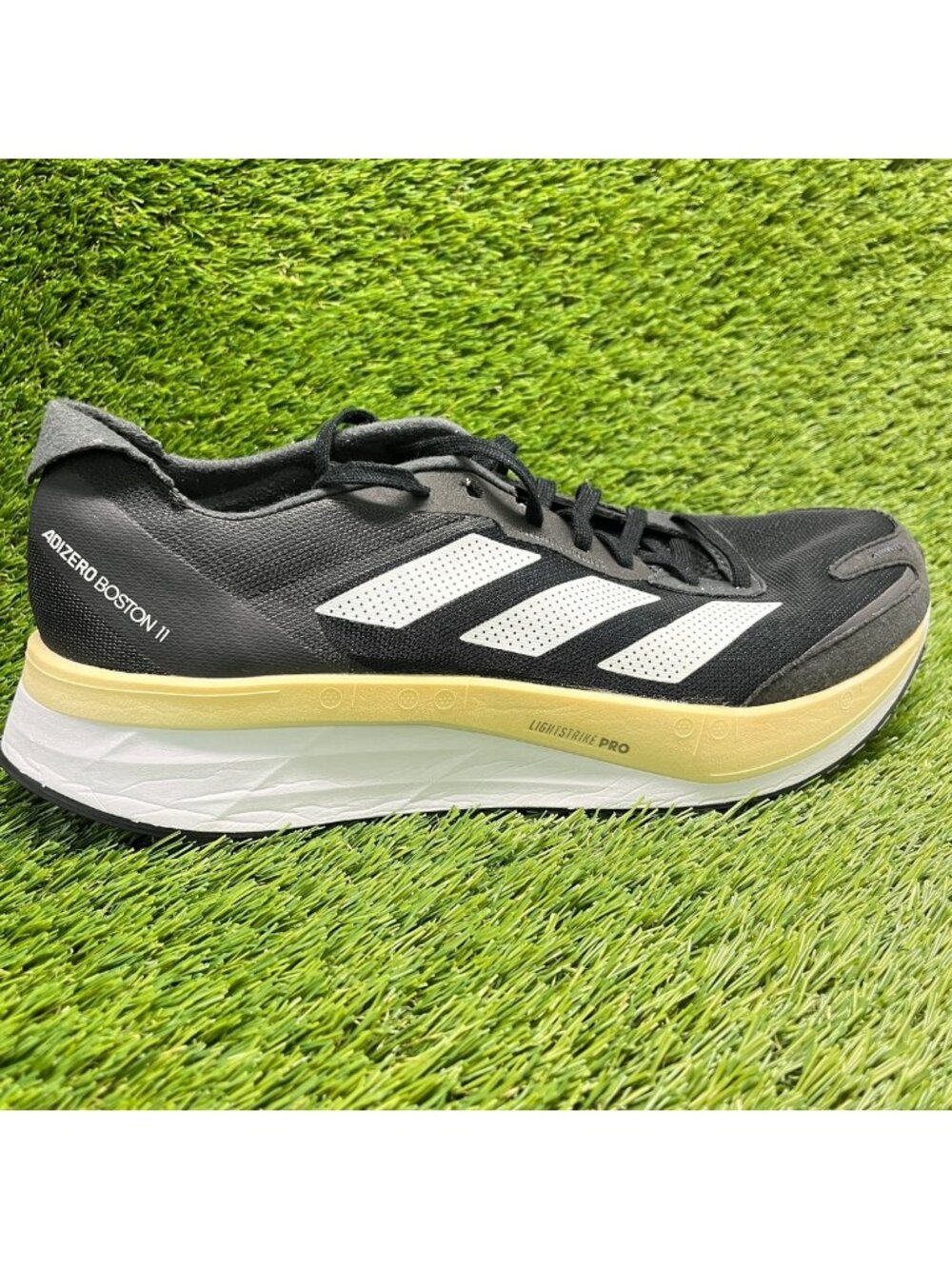 Adidas Adizero Boston 11 Mens Size 12 Black Athletic Running Shoes Sneakers